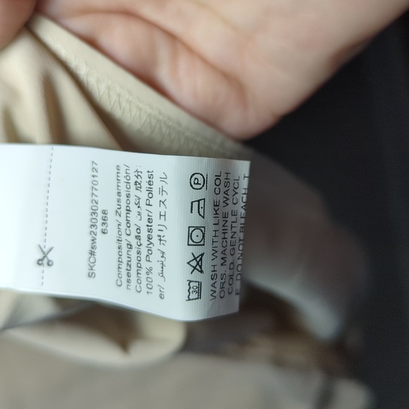 Emery Rose Beige and Black Women's Blouse Size XL NWT NEW - Picture 5 of 5